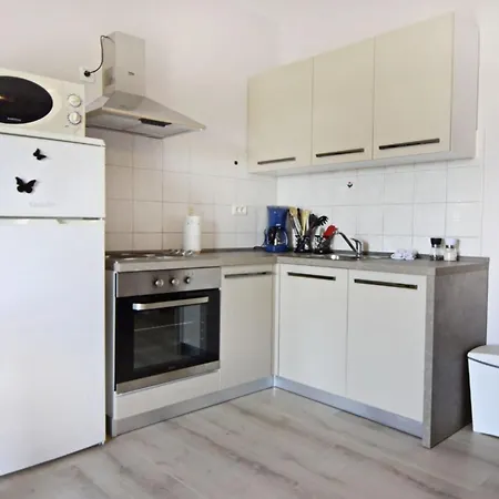 Apartment Peaceful Flat Surrounded By Nature Savudrija