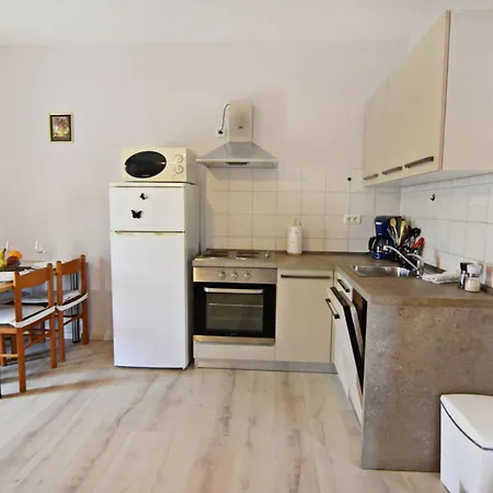 Peaceful Flat Surrounded By Nature شقة سافودغيا