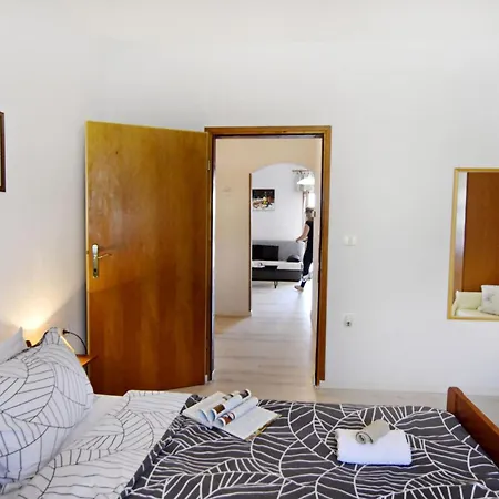 Apartment Peaceful Flat Surrounded By Nature *